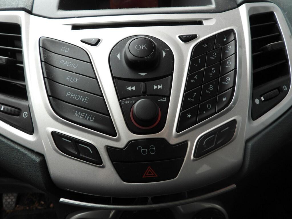 Ford Fiesta 5 Porte 1.2 Titanium