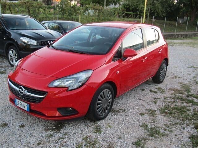 Opel Corsa 1.2 5 porte anche neopatentati