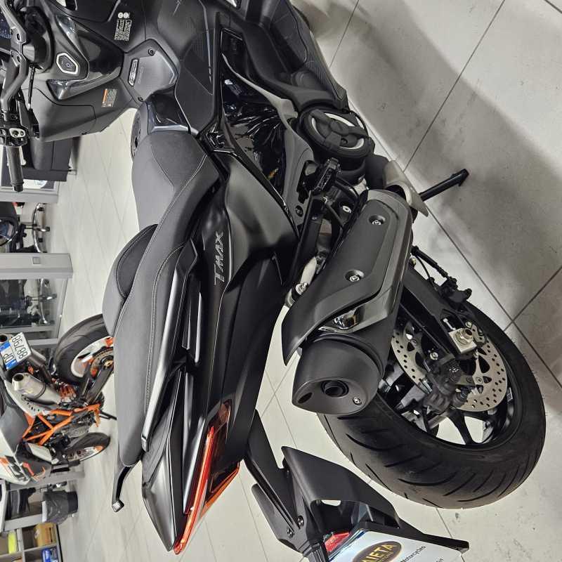Yamaha T-Max 560 Tech Max - 2025