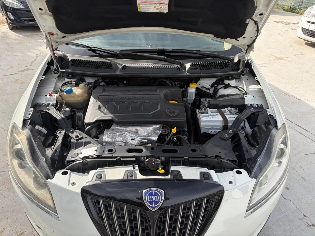 Lancia Delta 1.6 MJT DPF Selectronic Platinum