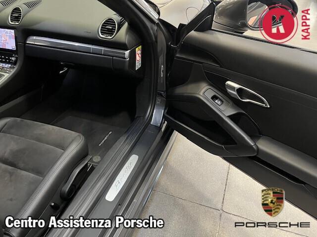 Porsche 718 Boxster 2.0
