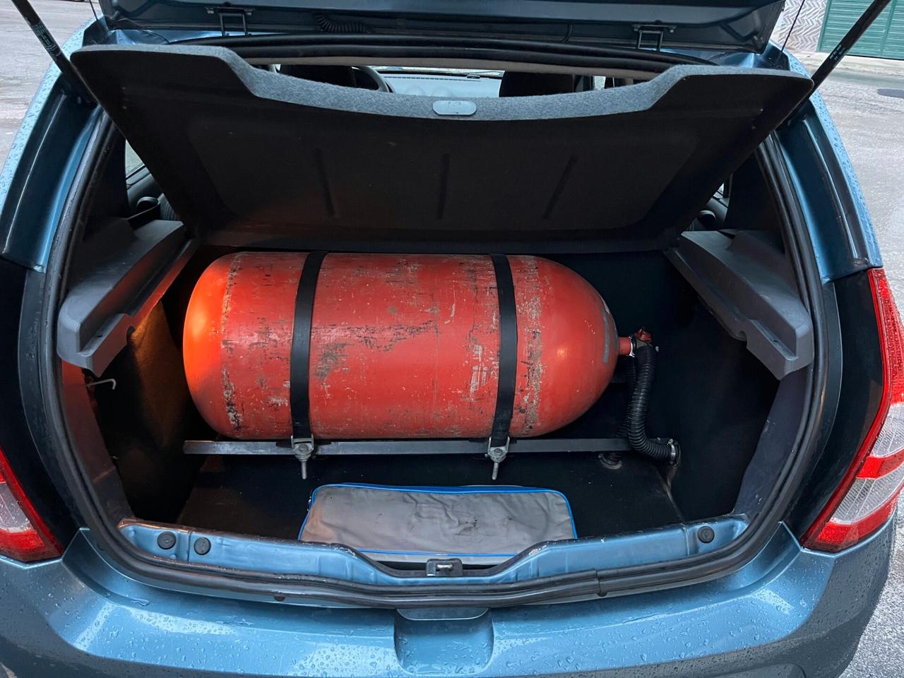 Dacia Sandero 1.4 8V Lauréate