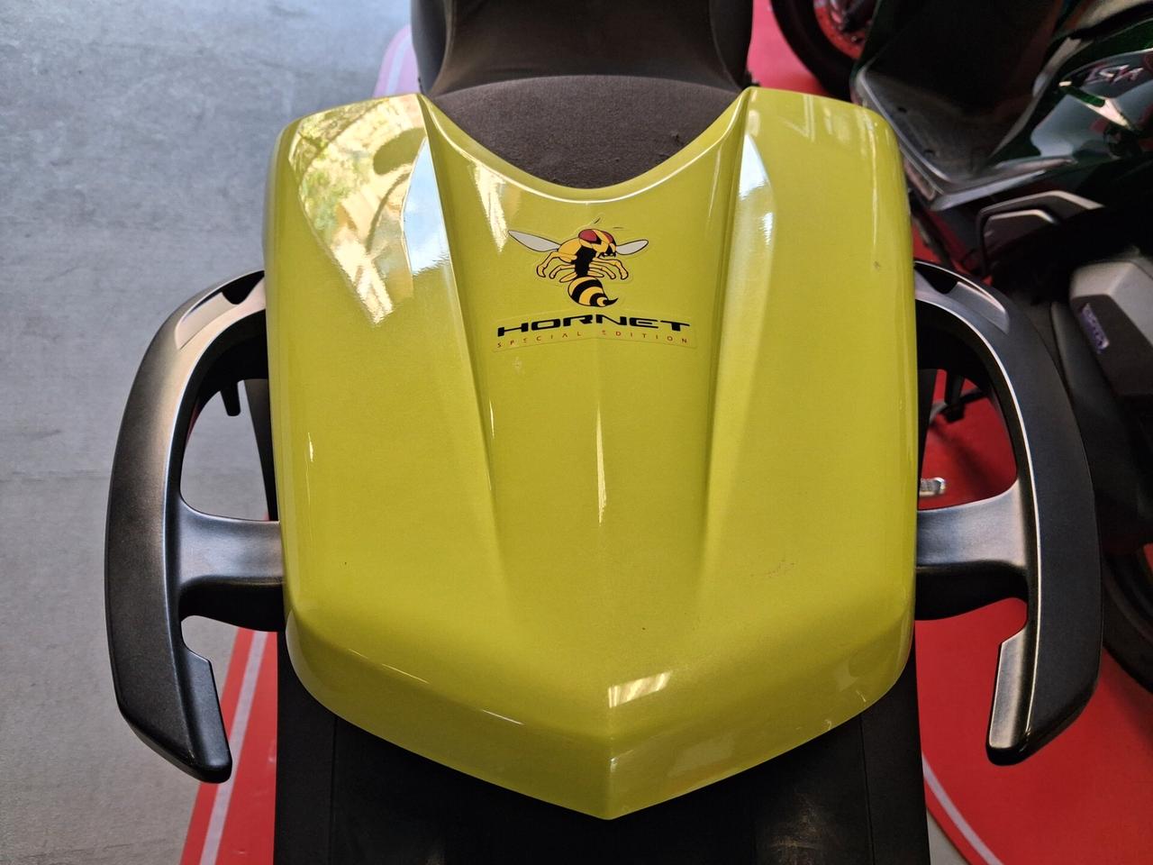 Honda Hornet 600 SPECIAL EDITION