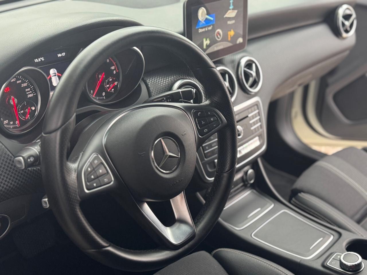 Mercedes-benz A 180 d Automatico Sport