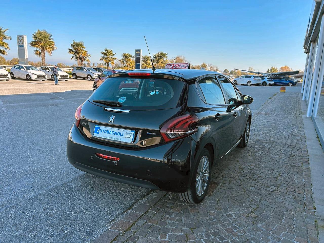 Peugeot 208 ACTIVE PureTech 82 5 p. NEOPATENTATI