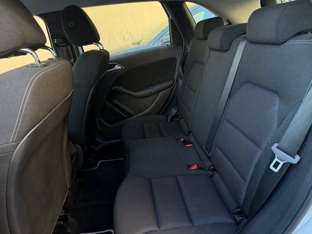 MERCEDES-BENZ B 180 CDI Executive