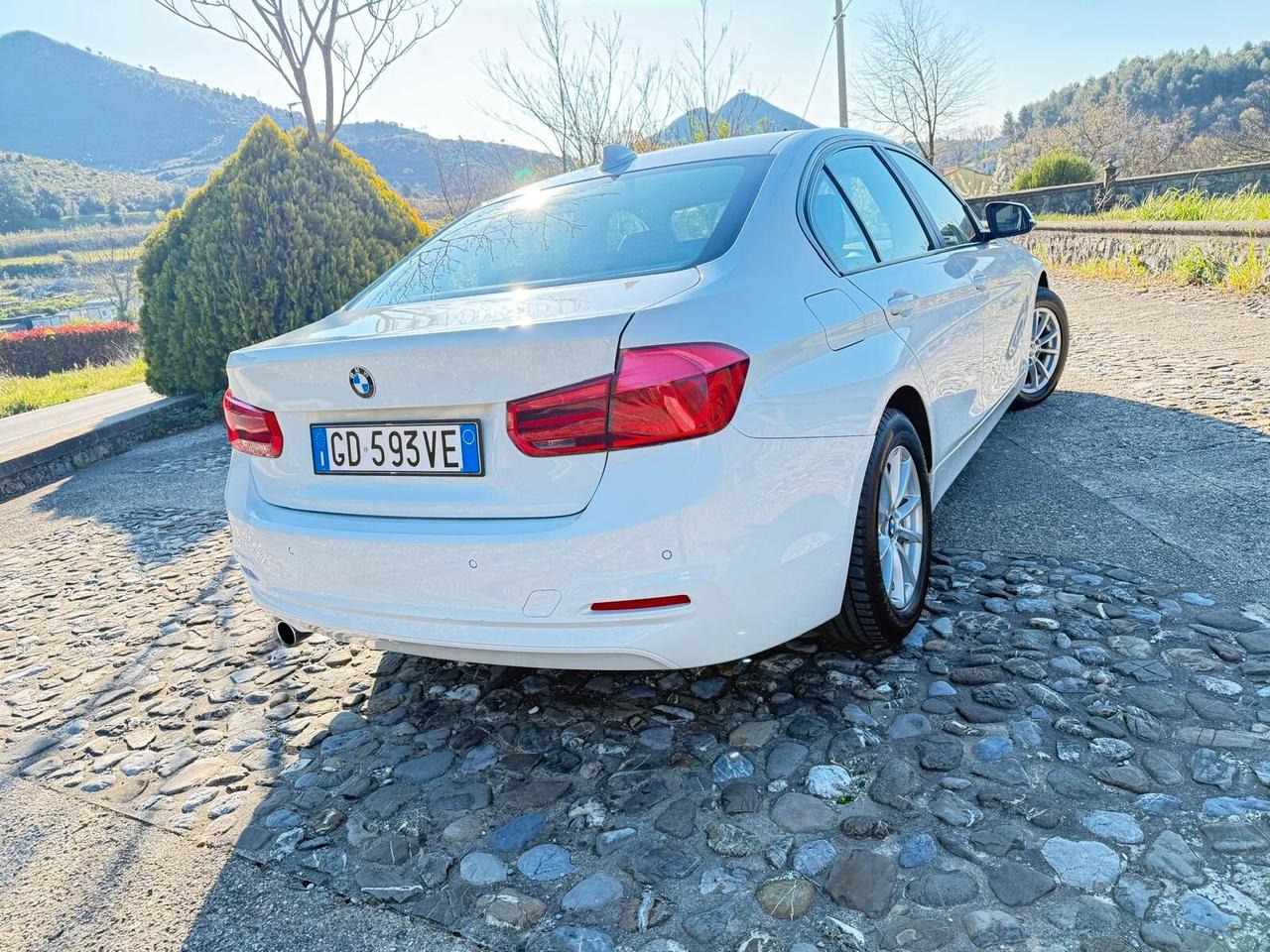 Bmw 318d 150Cv Berlina-Manuale-1Proprietario-Led-Garanzia 12 Mesi-