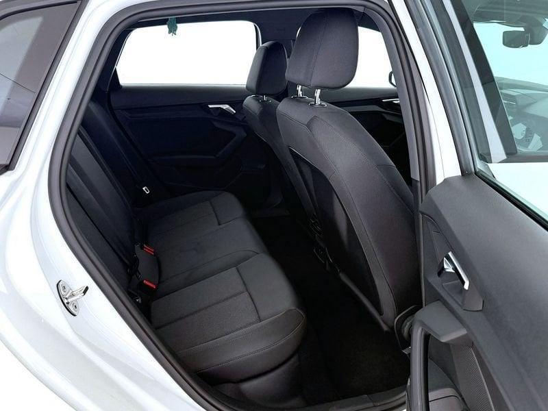 Audi A3 A3 SPB 30 g-tron S tronic Business Advanced