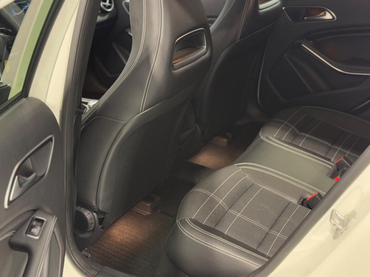 Mercedes-benz GLA 220 CDI Automatic 4Matic Premium