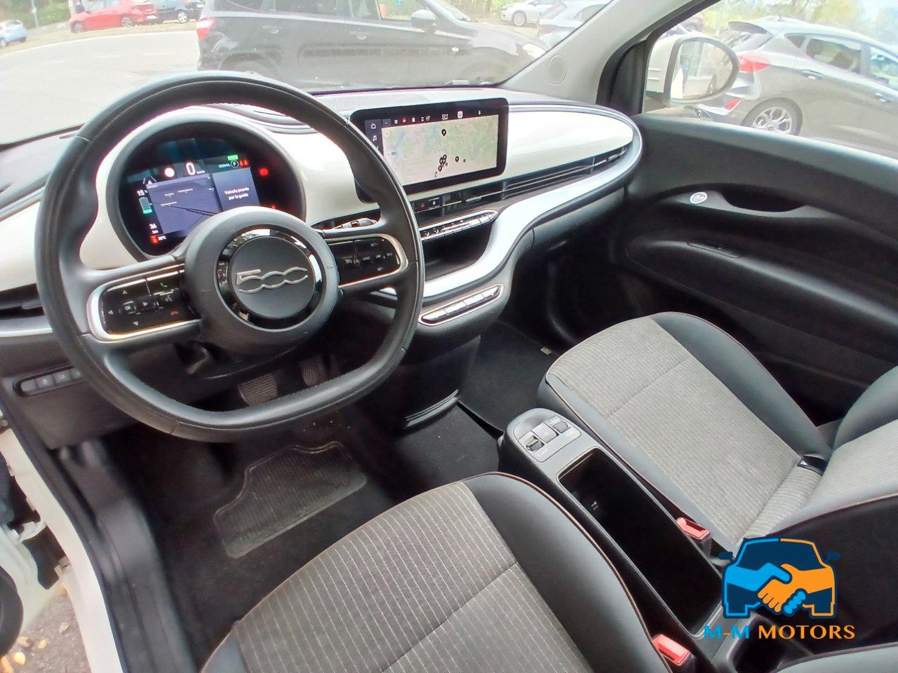 Fiat 500e 42 kWh La Prima