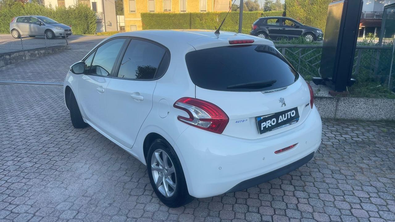 Peugeot 208 1.2 BENZINA/GPL 82 CV 5 porte Active