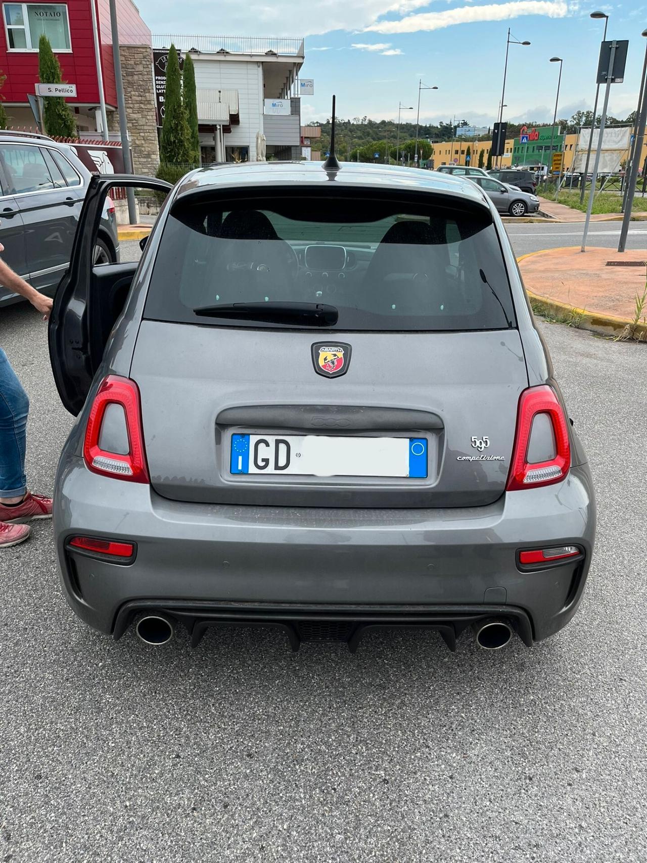 Abarth 595 C 1.4 Turbo T-Jet 180 CV Competizione