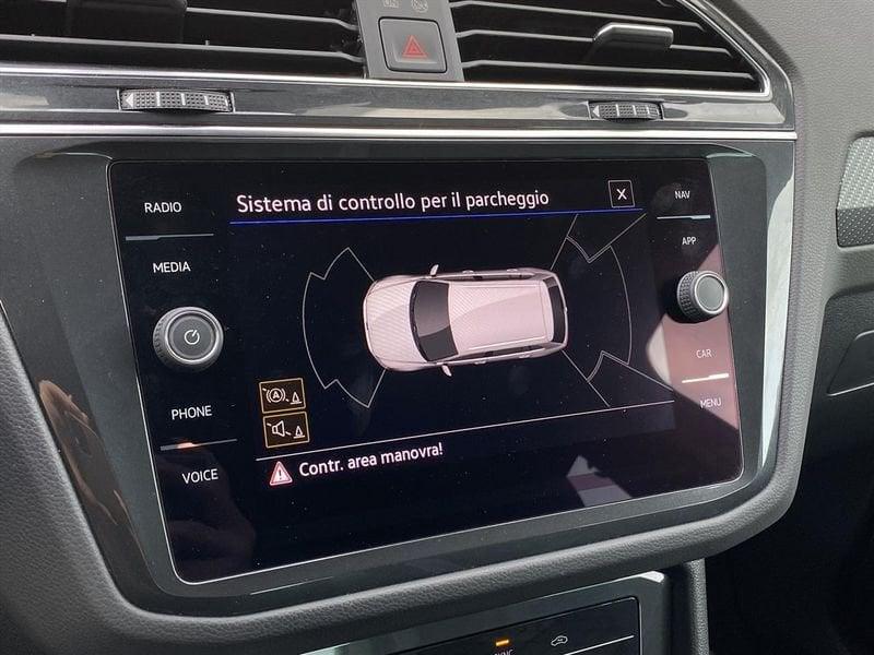 Volkswagen Tiguan R-LINE 2.0 TDI SCR 110 KW (150 CV) DSG