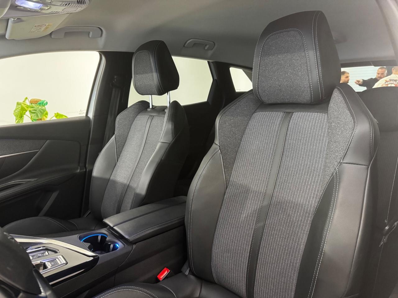 Peugeot 3008 Hybrid Allure Pack 43000km AUTOMATICA