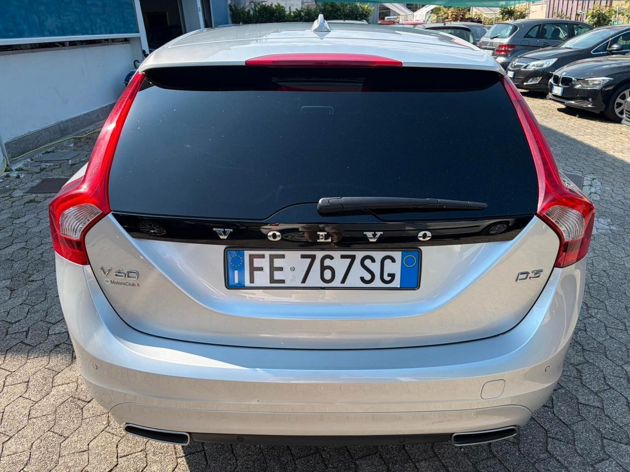 Volvo V60 D3 Momentum*EURO6*CERCHI