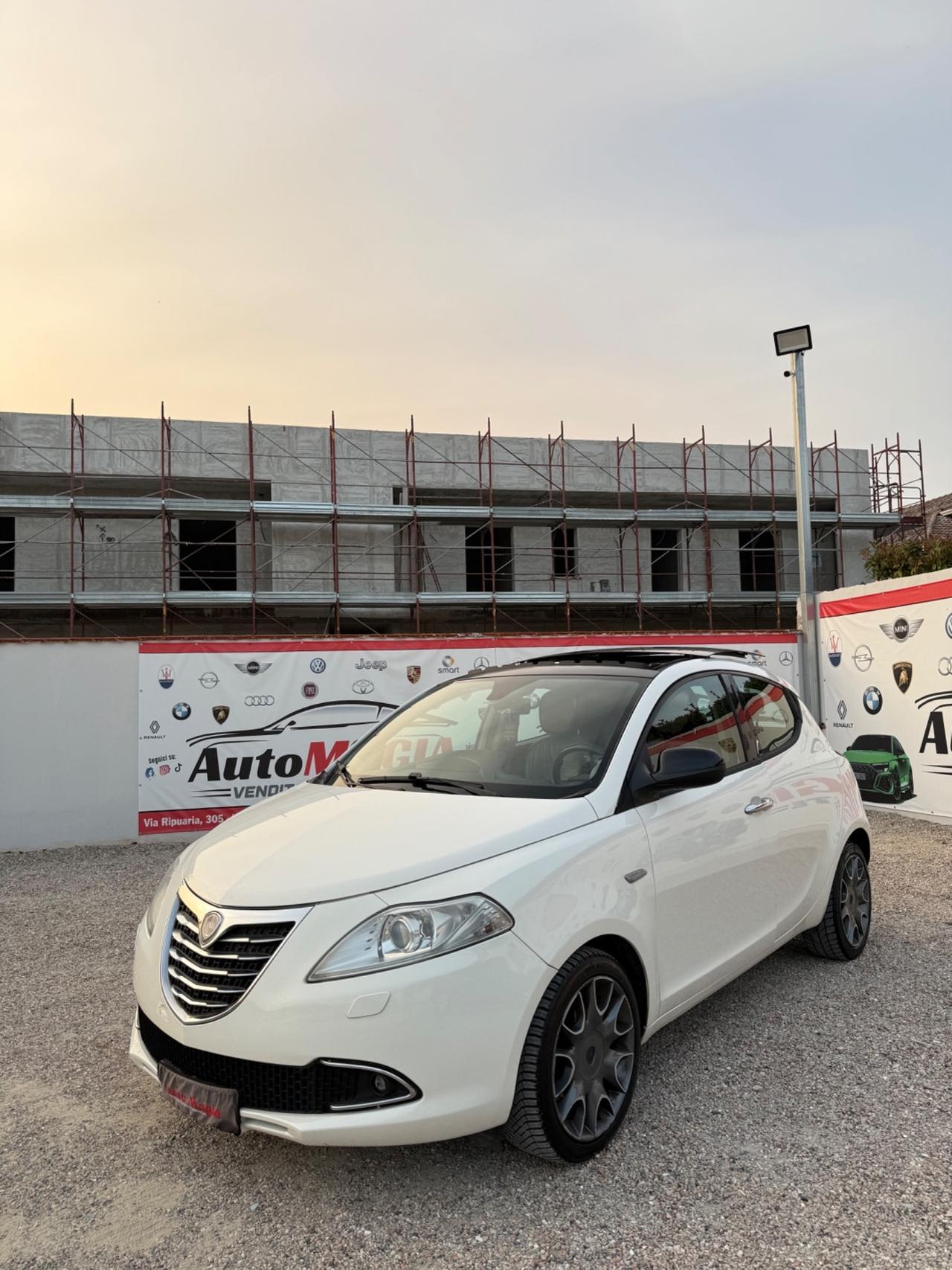Lancia Ypsilon 1.3 MJT 16V 95 CV 5 porte S&S Platinum