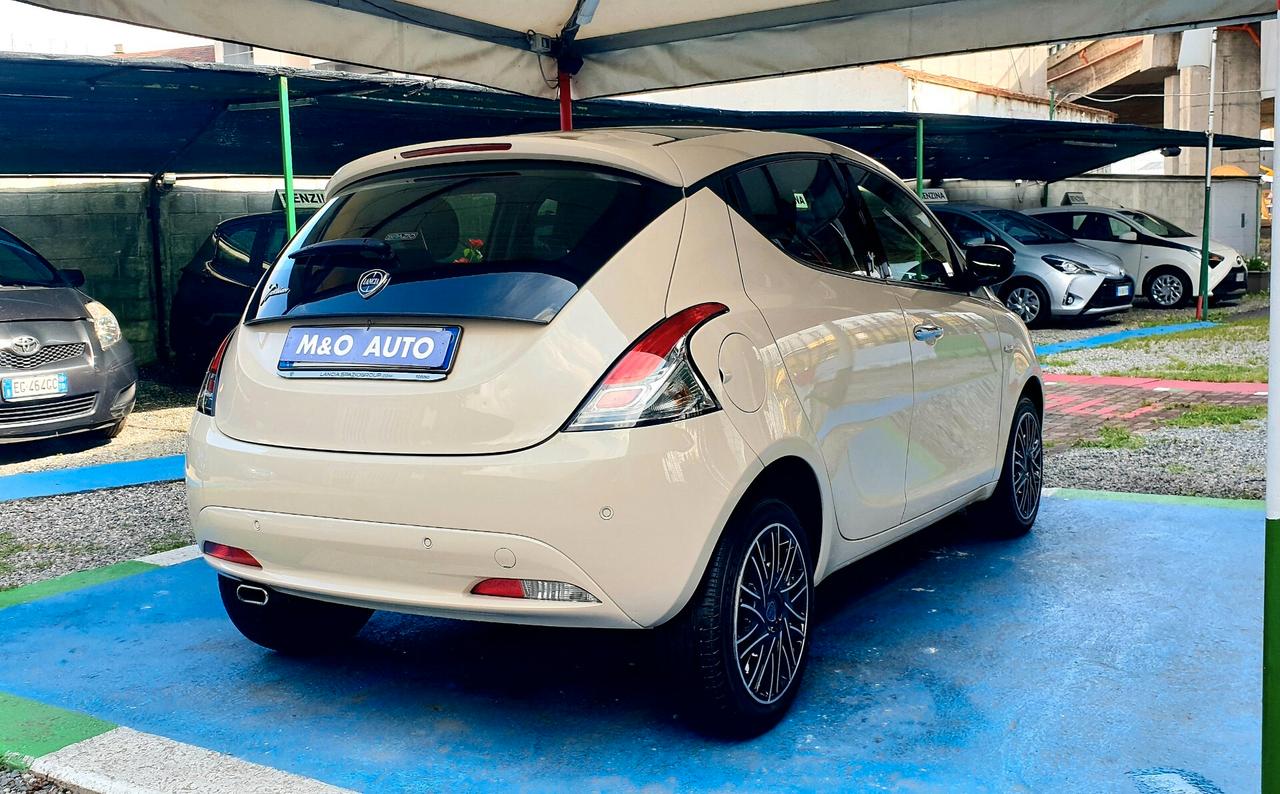 LANCIA YPSILON 1.2 BENZINA FULL OPTIONAL KM 31 MILA