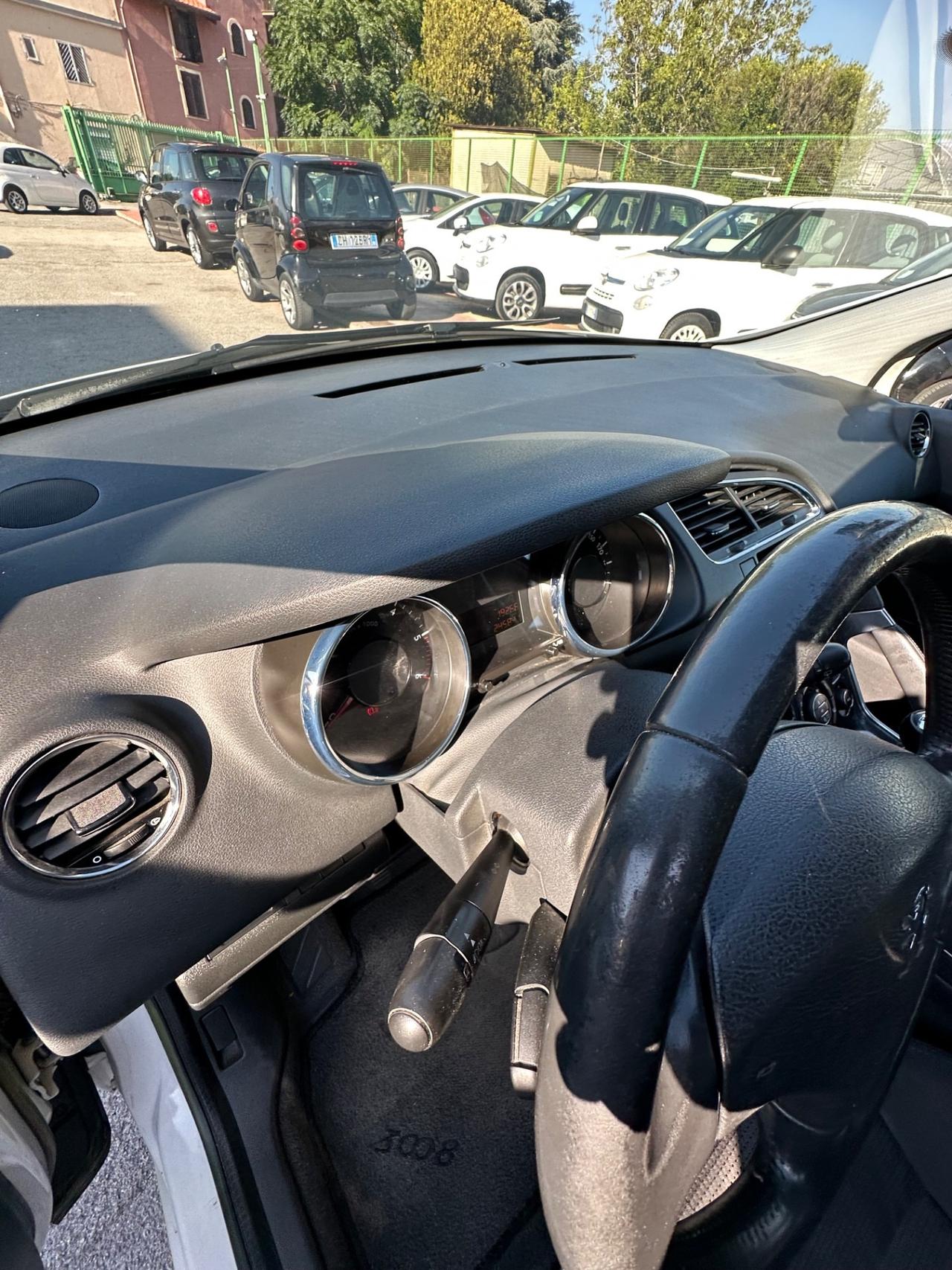 Peugeot 3008 1.6 HDi 112CV Business