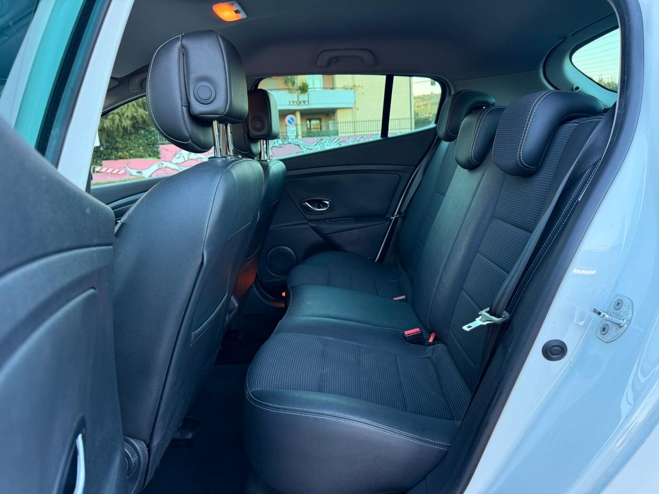 Renault Megane GT Line 12 MESI GARANZIA