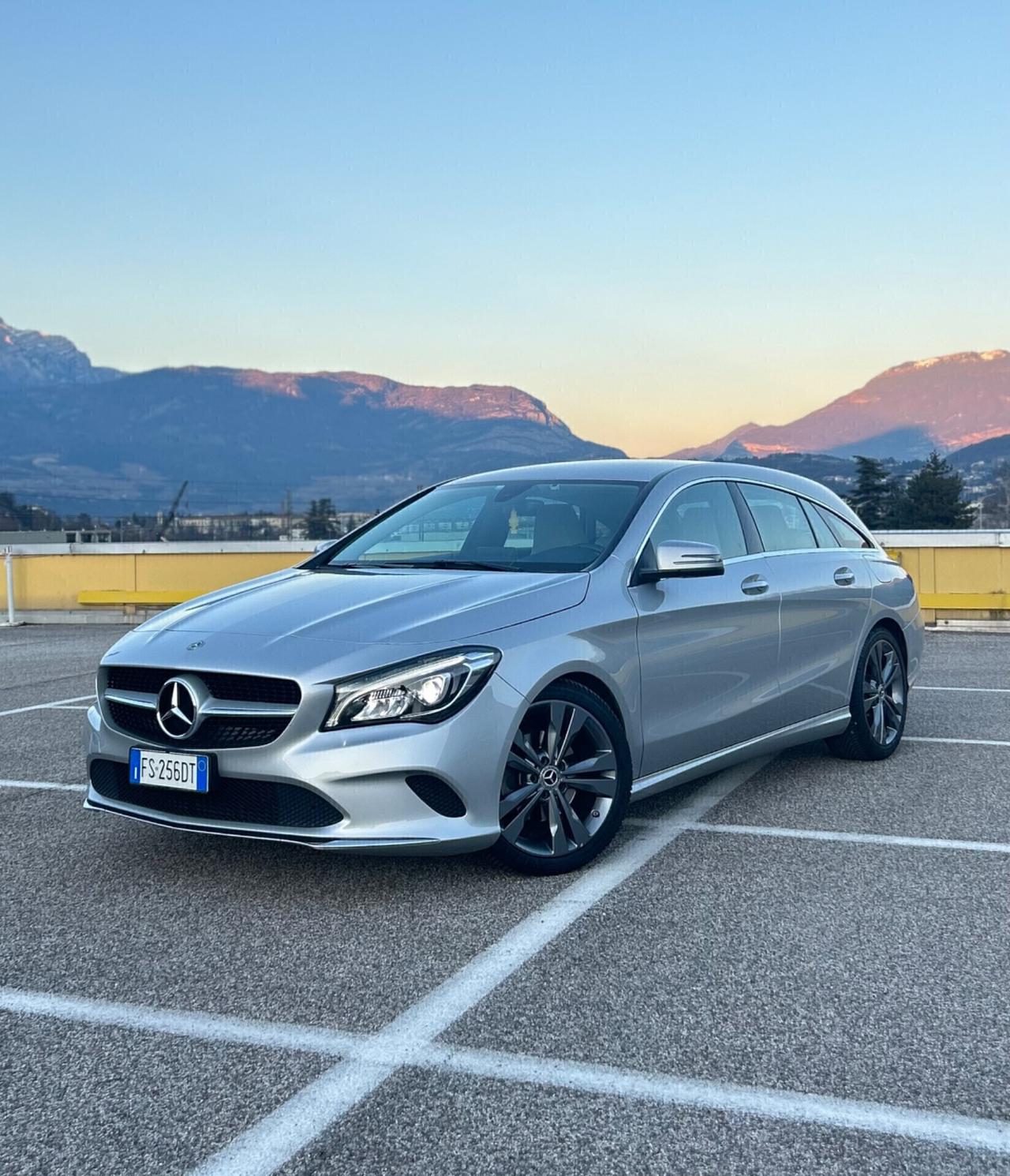 Mercedes CLA 200d Premium AMG Shootting Brake
