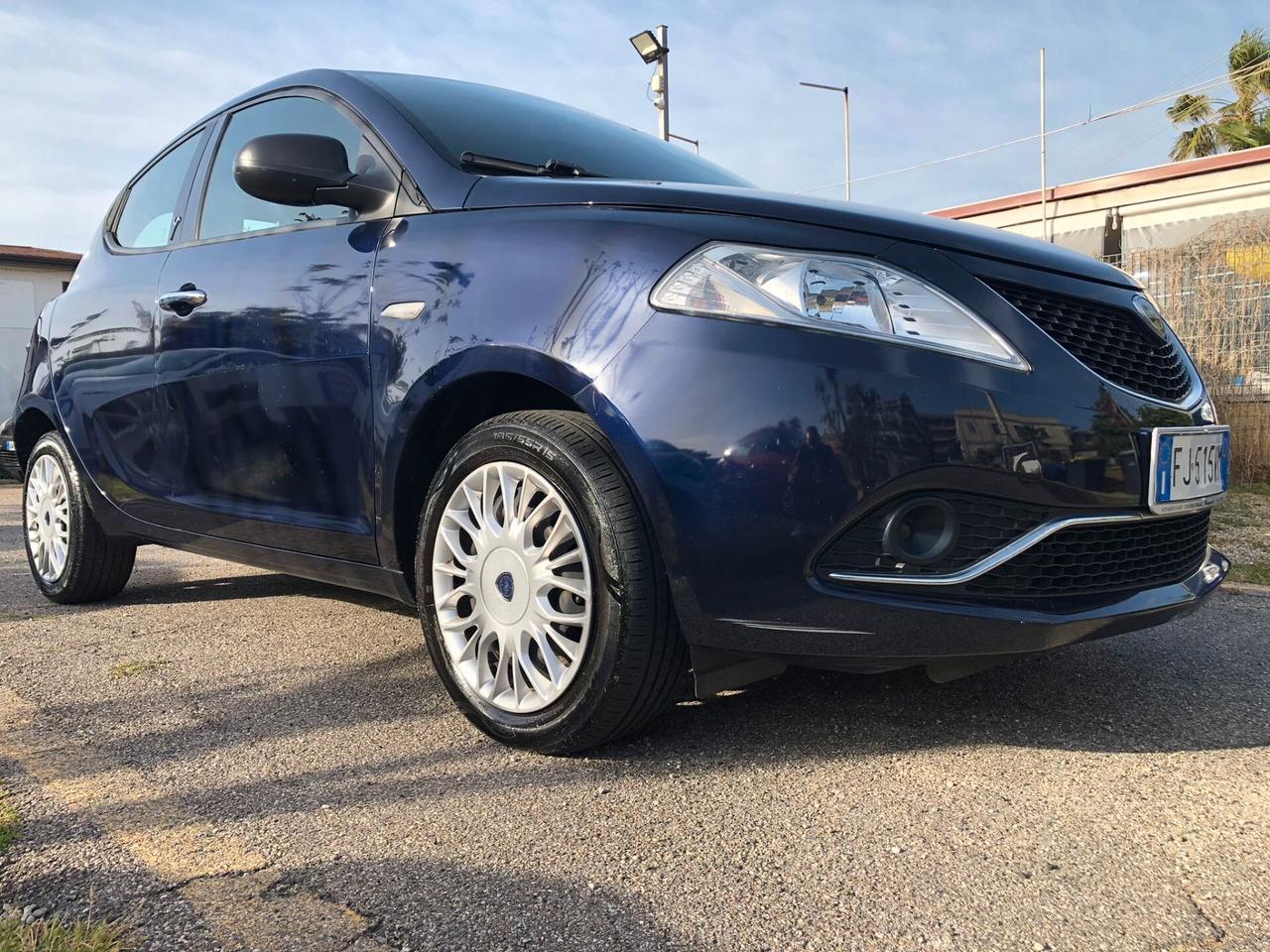 Lancia Ypsilon 1.3 MJT 16V 95 CV 5 porte S&S Gold