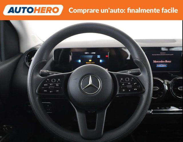 MERCEDES-BENZ B 180 d Automatic Executive