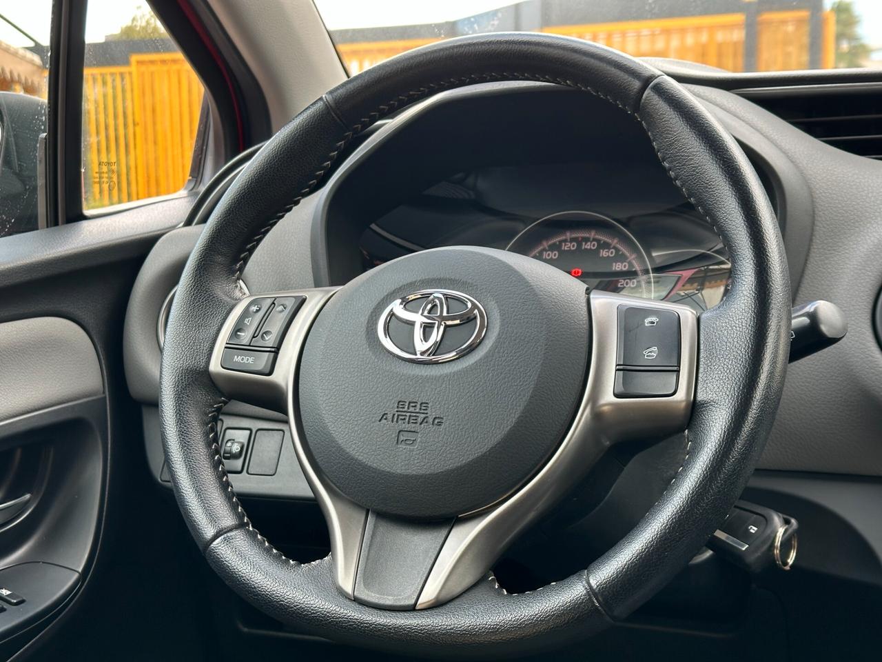 Toyota Yaris 1.0 5 porte Active