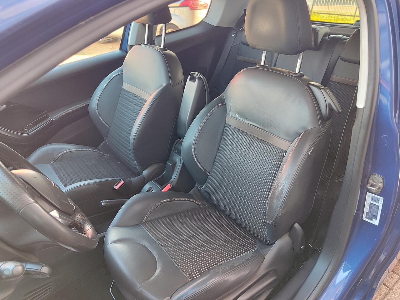 Peugeot 208 1.6 e-HDi 92 CV Stop&Start 3 porte Allure