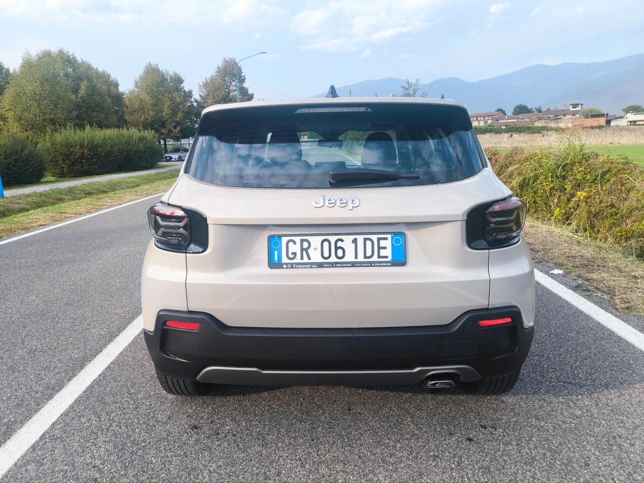 JEEP AVENGER 1,2 BENZINA 100 CV- 2023- OK NEOPATENTATI