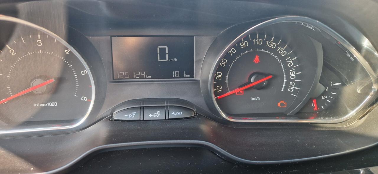 Peugeot 208 1.4 HDi 68 CV 5 P. unip.tagliandata