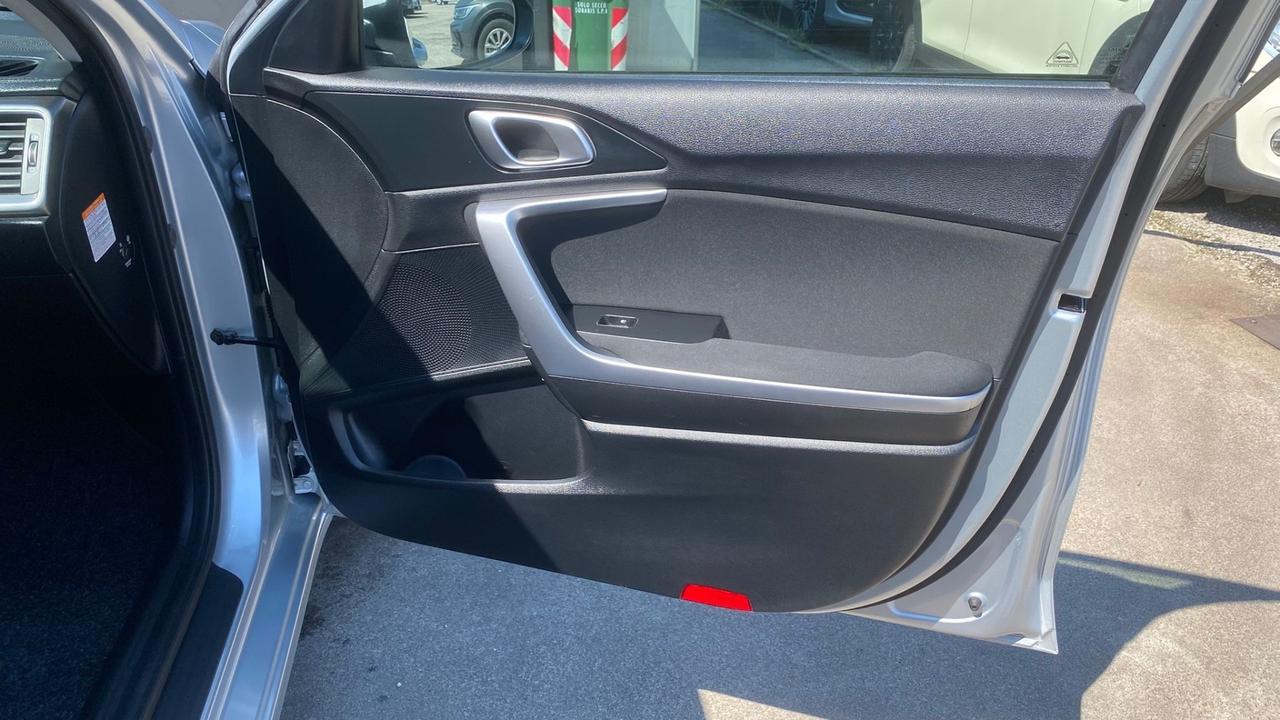 Kia Ceed Sportswagon 1.6 CRDi 136 CV MHEV DCT SW Style