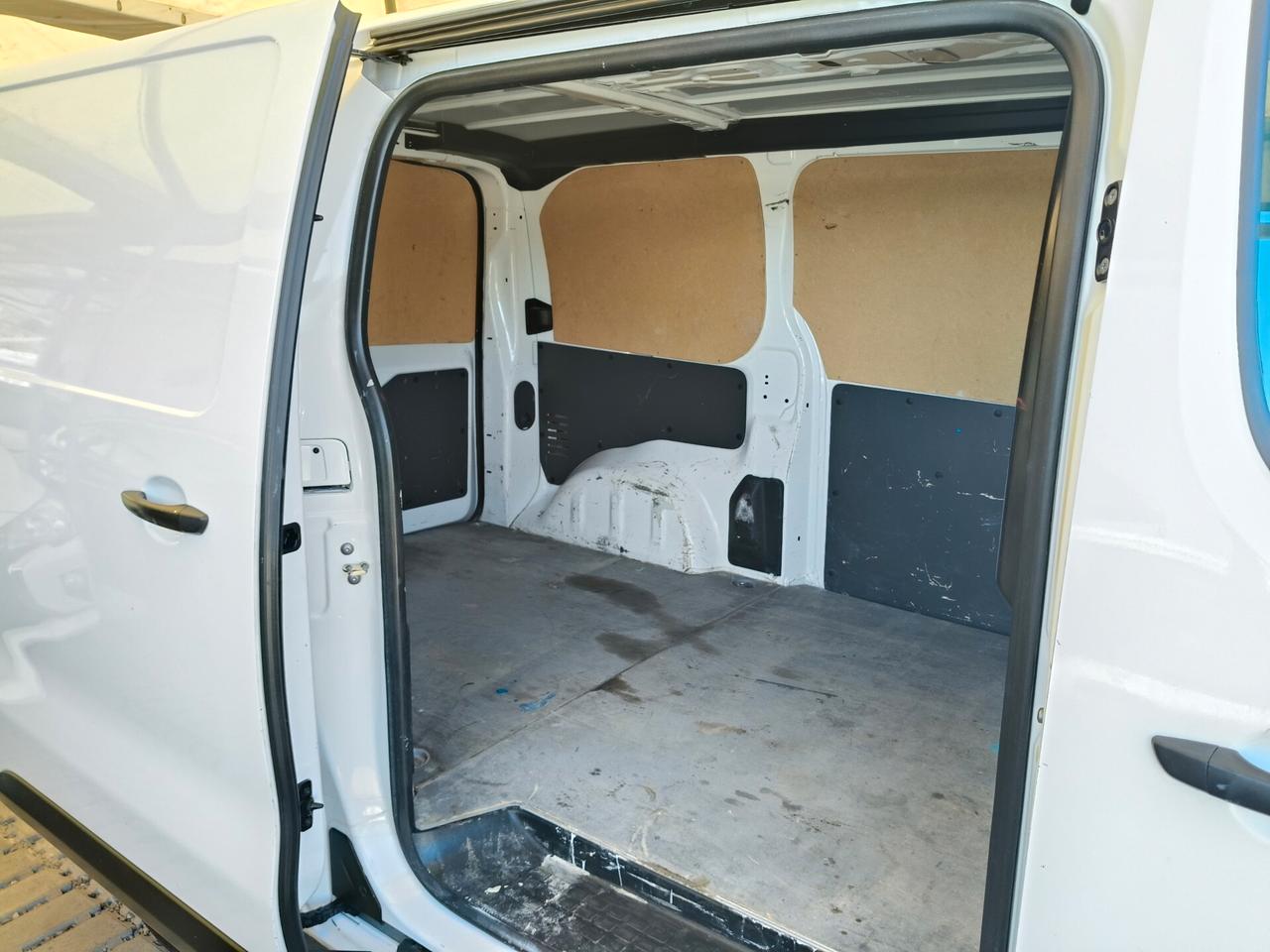 Citroen Jumpy 2.0 BlueHDi 120 S&S PL-TN Furgone M Club