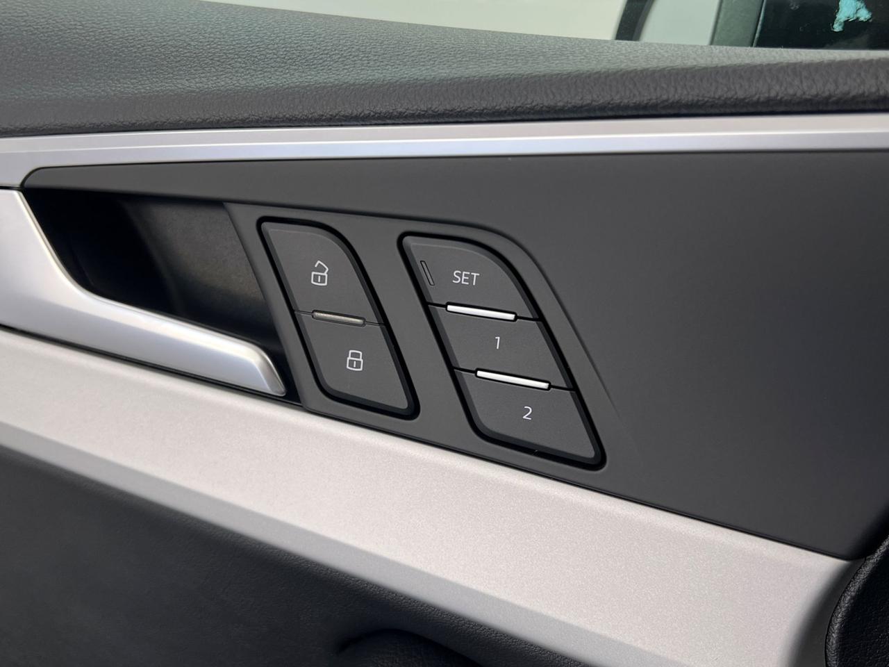 AUDI A4 V 2019 Avant A4 Avant 40 2.0 tdi mhev Business Advanced quattro 204cv s-tronic