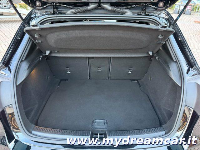 MERCEDES-BENZ A 180 d Automatic Premium Night Edition LUCI AMBIENTE