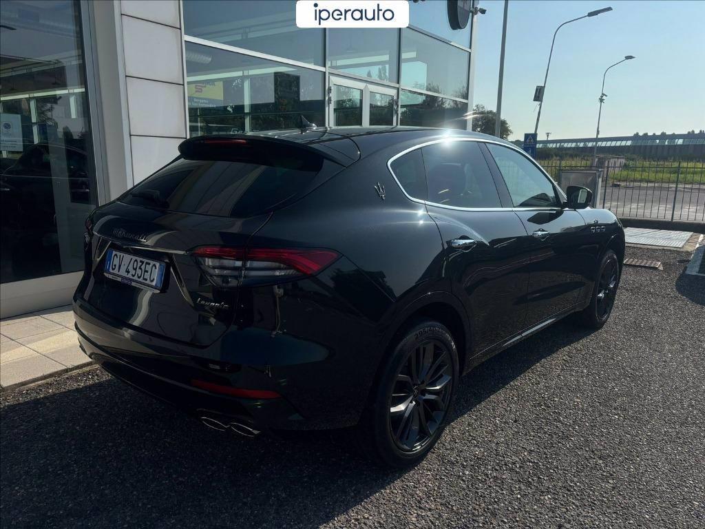 MASERATI Levante 2.0 mhev gt ultima 330cv auto del 2024