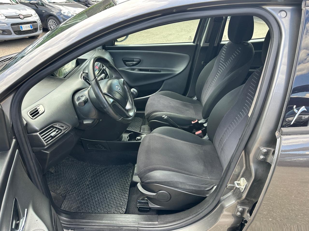 Lancia Ypsilon 1.3 MJT 16V 95 CVS&S