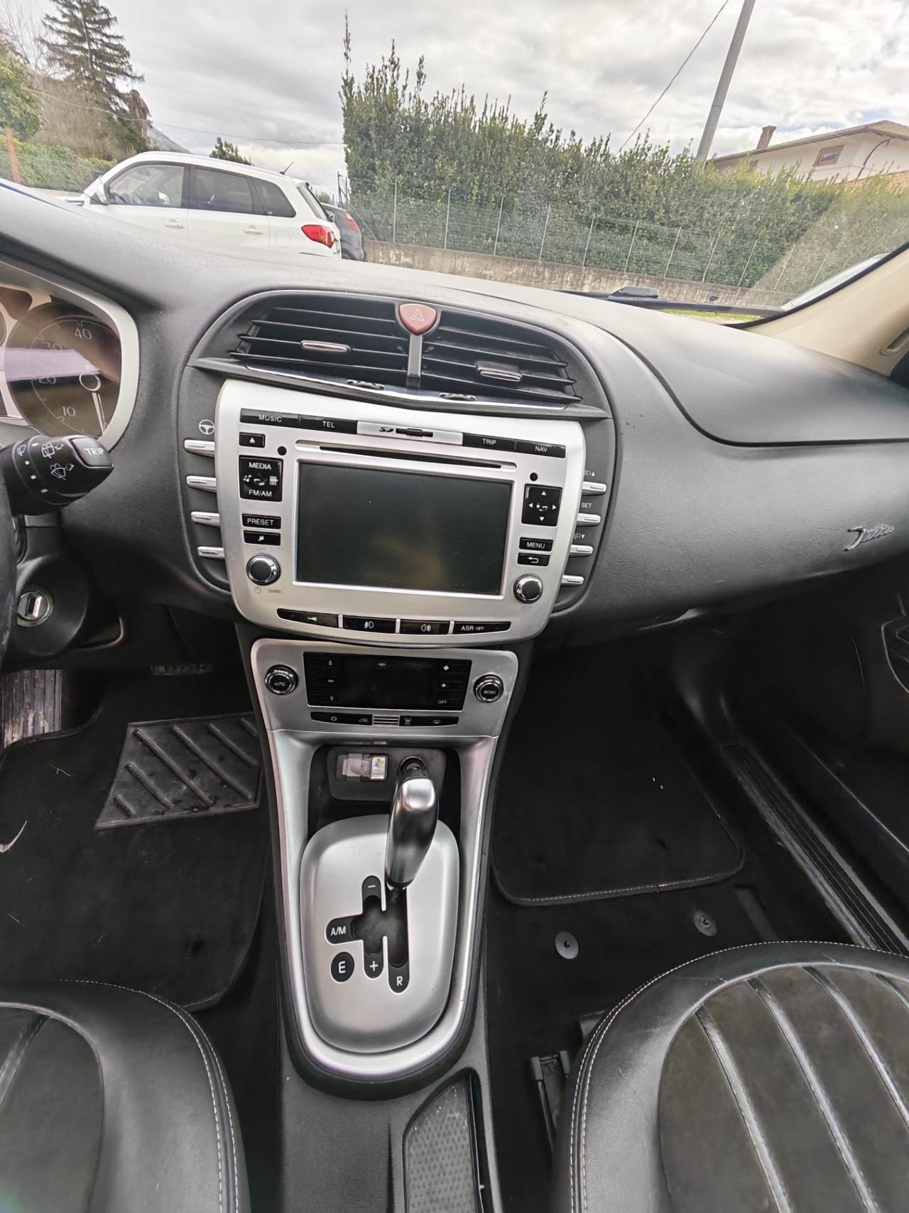 Lancia Delta 1.6 MJT cambio automatico tetto apribile full