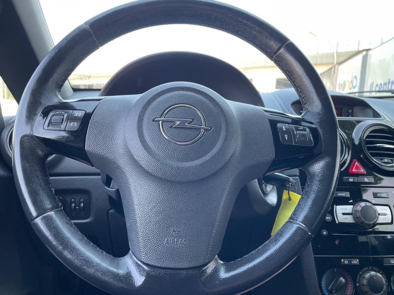 Opel Corsa 1.2 80CV 5 porte GPL-TECH Club 2011