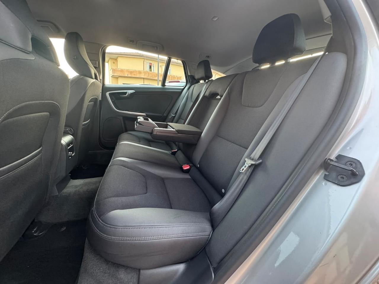 Volvo V60 D2 1.6 Automatica