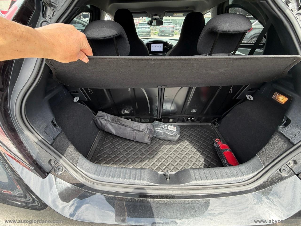TOYOTA Aygo X 1.0 VVT-i 72 CV 5p. Trend