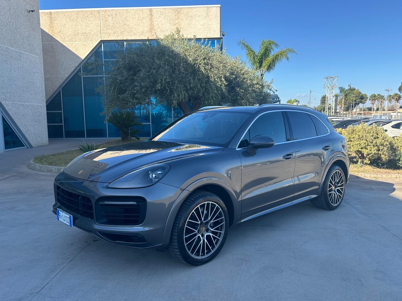 Porsche Cayenne 3.0 Anticipo €15.000 pagamento personalizzato