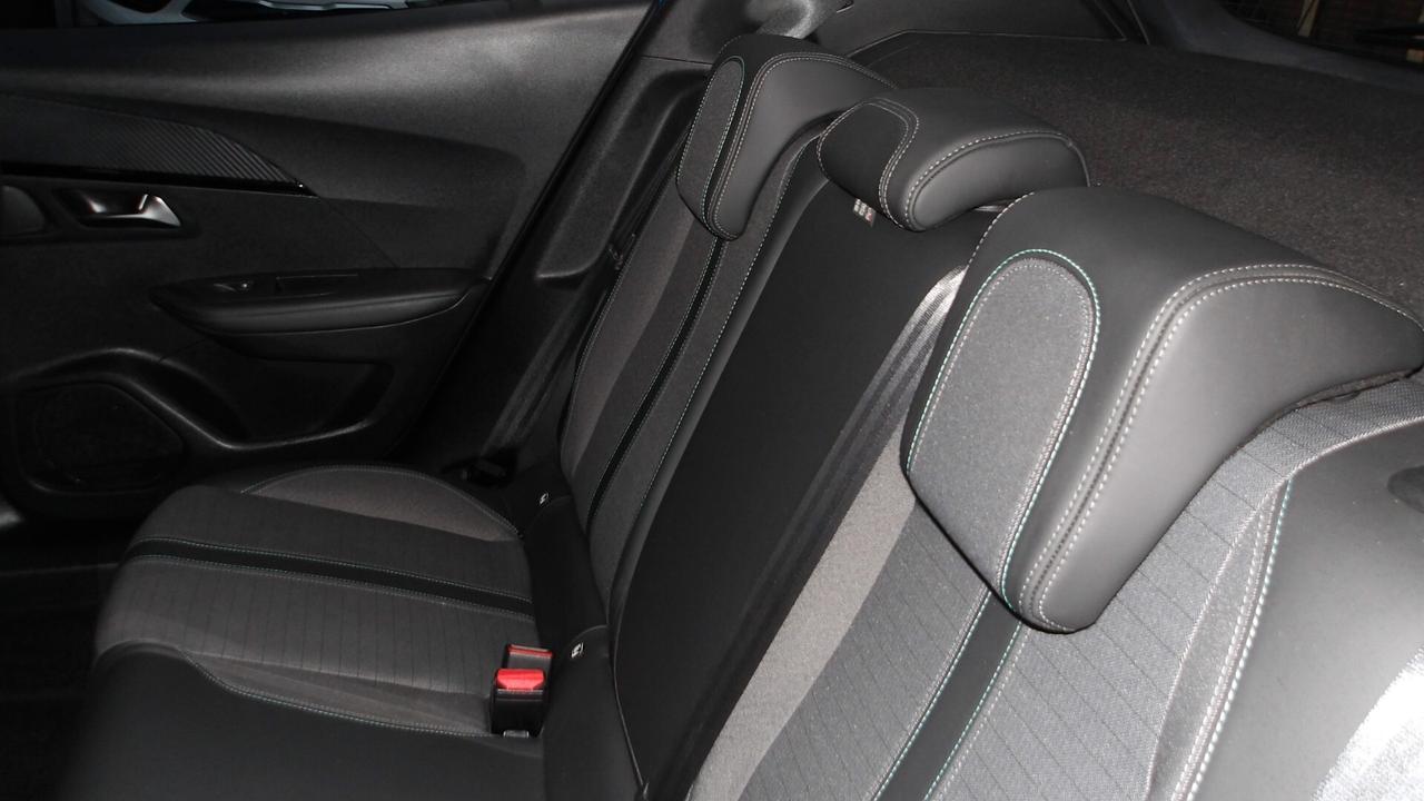 PEUGEOT 2008 1.2 BENZ-RETROC-PREZZO PROMO!