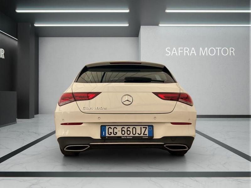 Mercedes-Benz CLA 180 d Automatic Sport