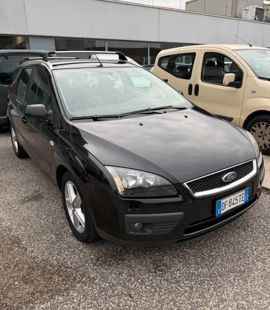 Ford Focus CC 1.6 TDCi (90CV) Unico Proprietario !!