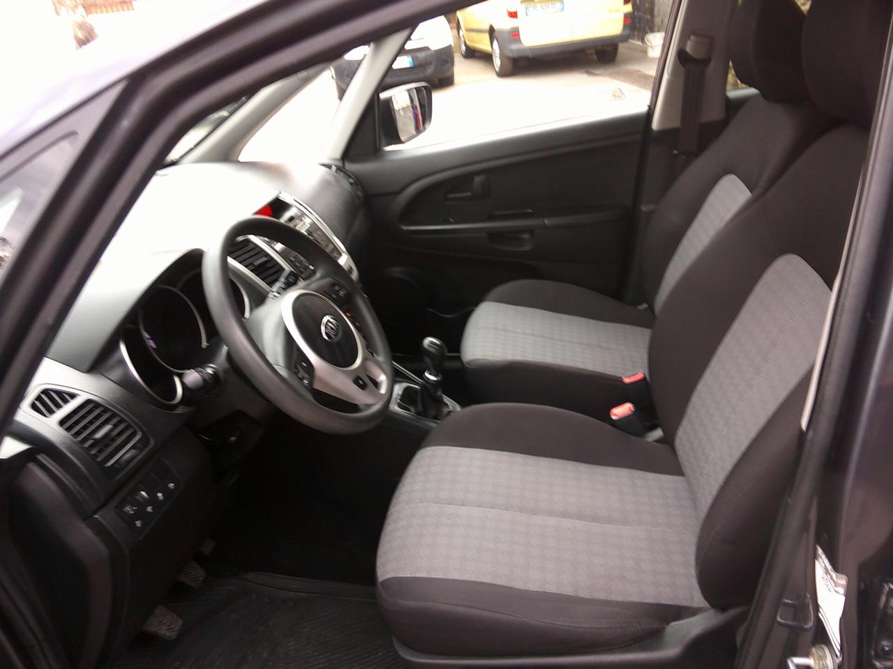 Kia Venga 1.4 CRDi 90CV Cool