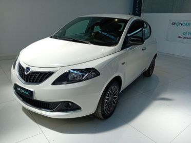 Lancia Ypsilon 1.0 FireFly 5 porte Hybrid Platino