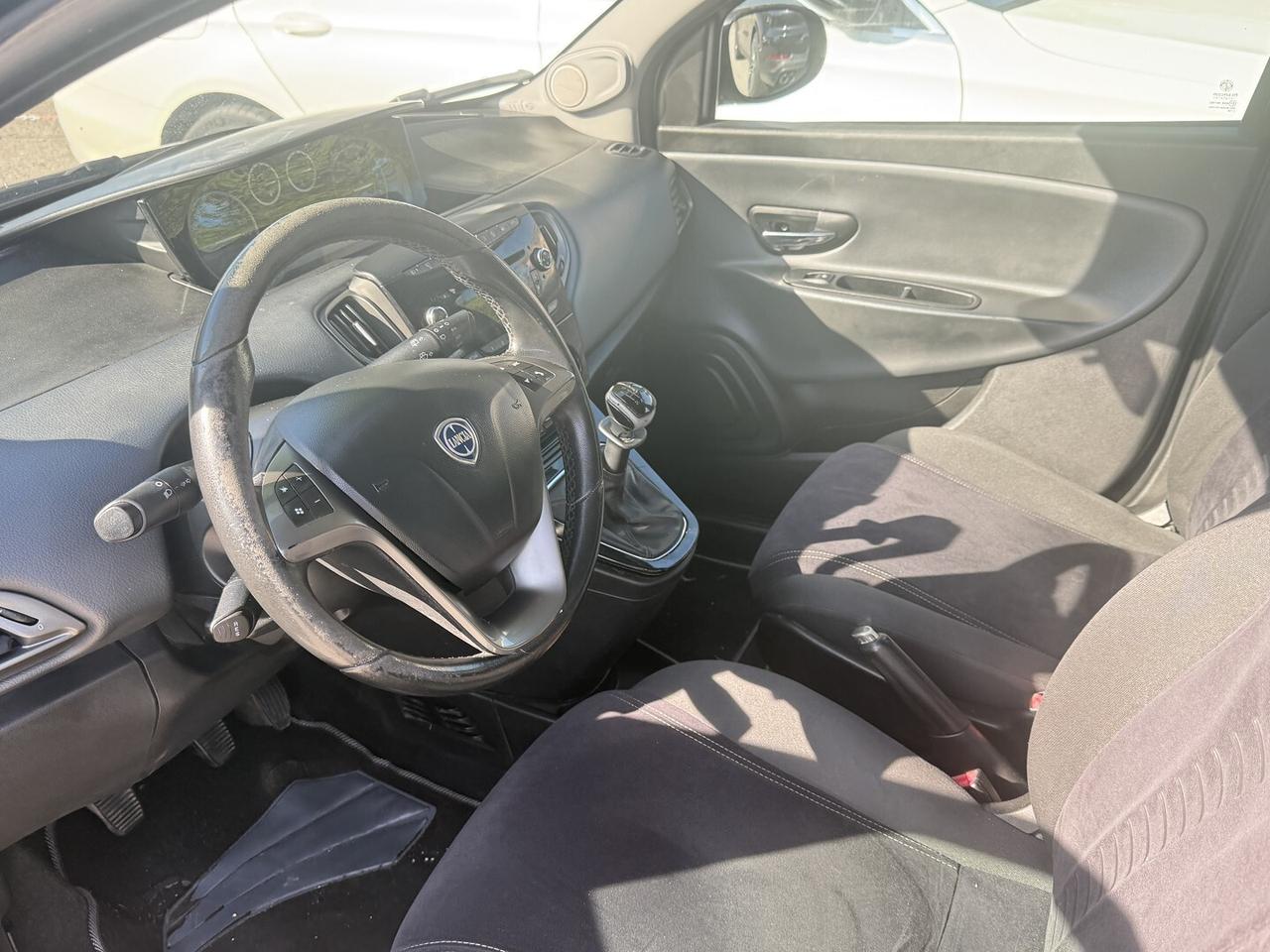 LANCIA YPSILON 1.2 BENZINA-GPL ADATTA NEOPATENTATI