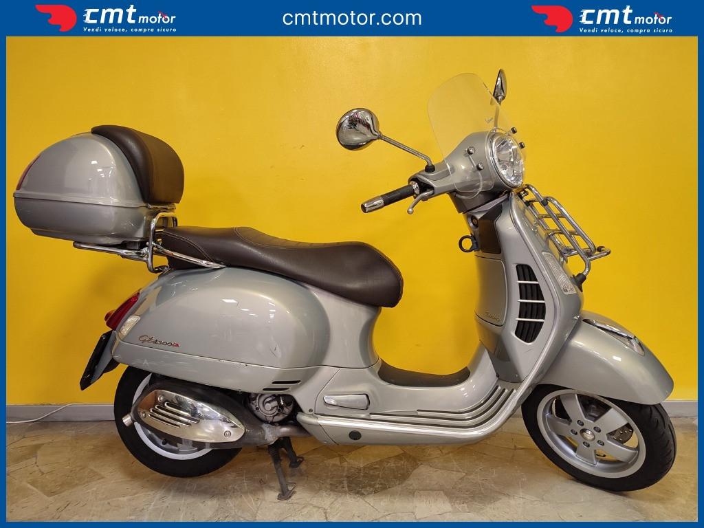 Vespa GTS 300 - 2013