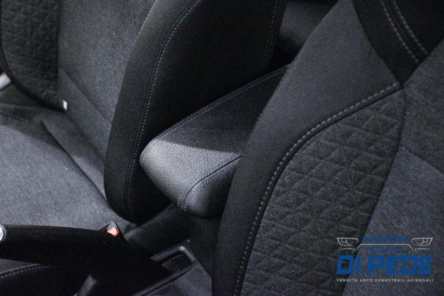 RENAULT Clio TCe 90 CV 5 porte BUSINESS