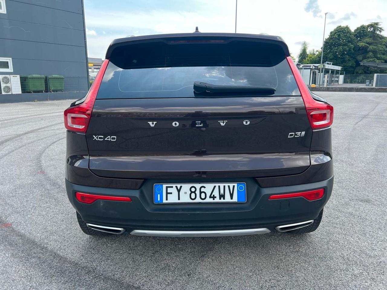 Volvo XC40 D3 Inscription * AUTOCARRO N1